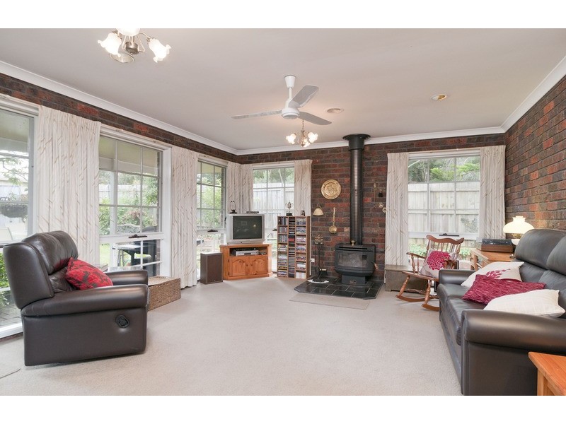 9 Avis Court, Ringwood VIC 3134