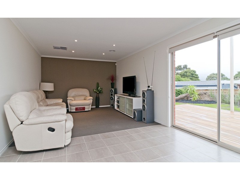 21a Orrong Road, Mooroolbark VIC 3138