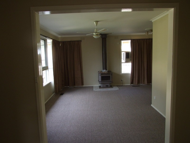 1/13 Terrigal Crescent, Kilsyth VIC 3137