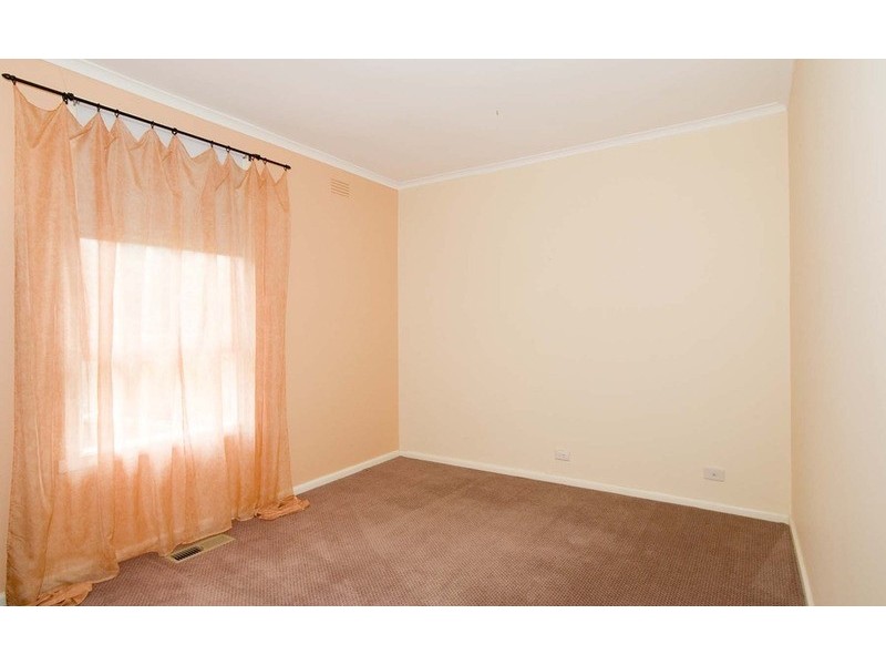 105 Pembroke Road, Mooroolbark VIC 3138