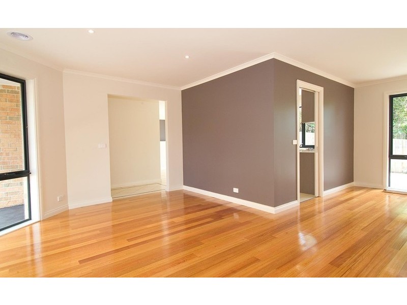 2/5 Humber Road, Croydon North VIC 3136