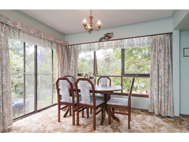 36 Buckmaster Drive, Mount Evelyn VIC 3796