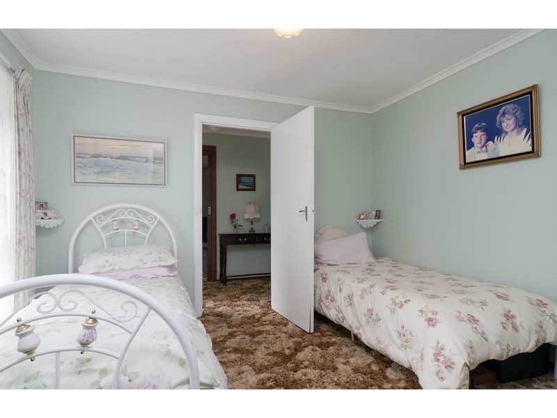 36 Buckmaster Drive, Mount Evelyn VIC 3796