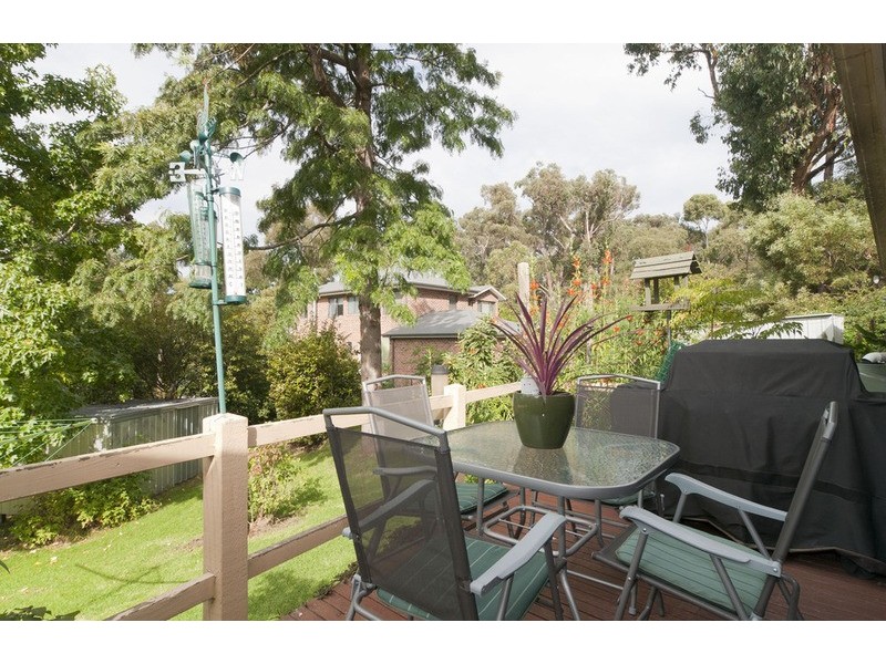 36 Buckmaster Drive, Mount Evelyn VIC 3796