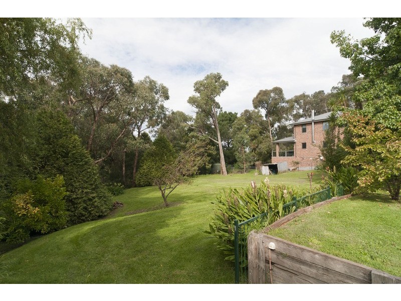 36 Buckmaster Drive, Mount Evelyn VIC 3796