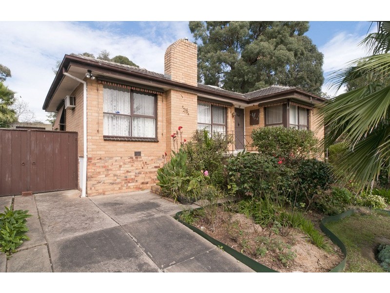 28 Sheldon Avenue, Mooroolbark VIC 3138