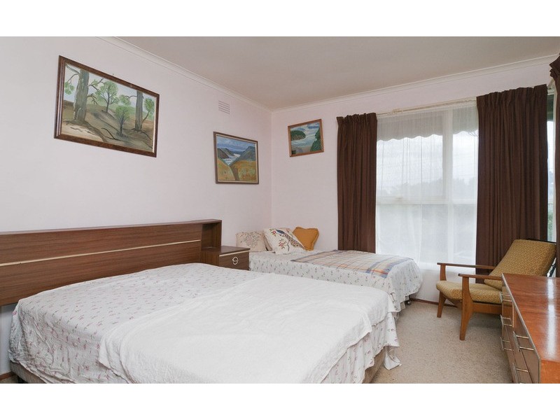 28 Sheldon Avenue, Mooroolbark VIC 3138