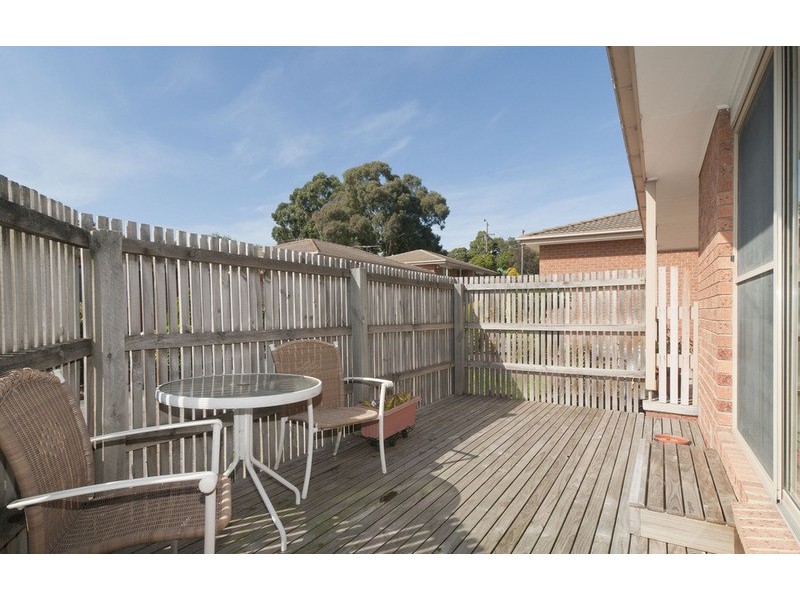 4/237-239 Hull Road, Mooroolbark VIC 3138
