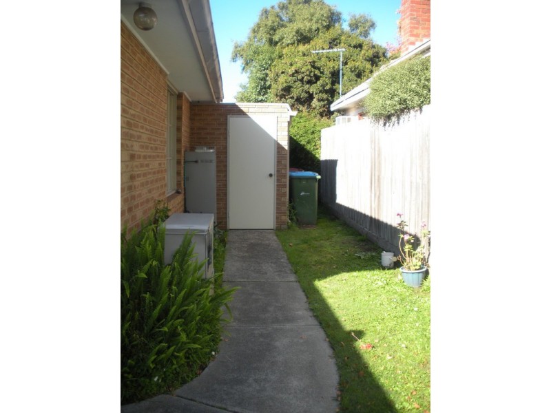 1/80 Mt Dandenong Road, Ringwood East VIC 3135