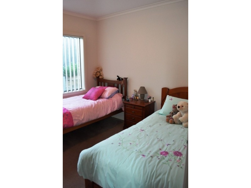 6a Saxon Drive, Mooroolbark VIC 3138