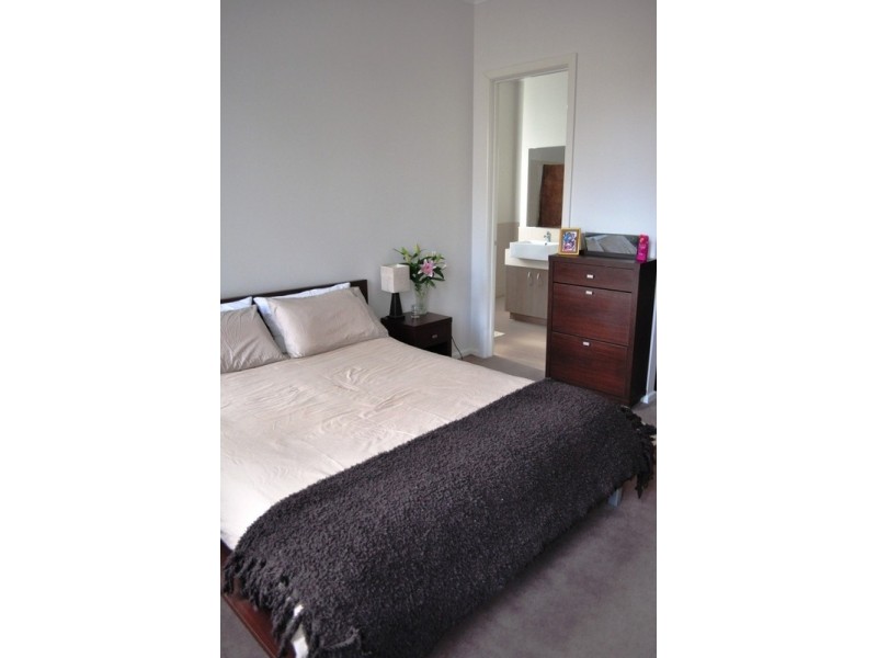 6a Saxon Drive, Mooroolbark VIC 3138