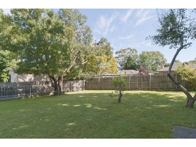 35 Boyana Crescent, Croydon VIC 3136