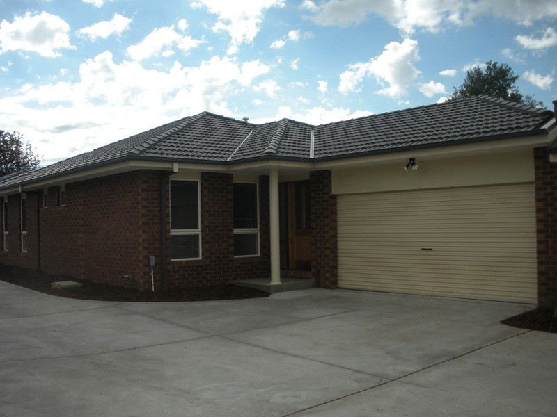 5/5 Forest Way, Kilsyth VIC 3137