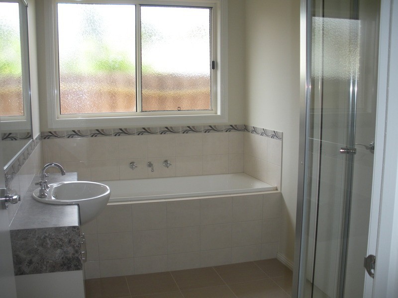 5/5 Forest Way, Kilsyth VIC 3137