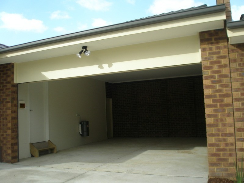 5/5 Forest Way, Kilsyth VIC 3137