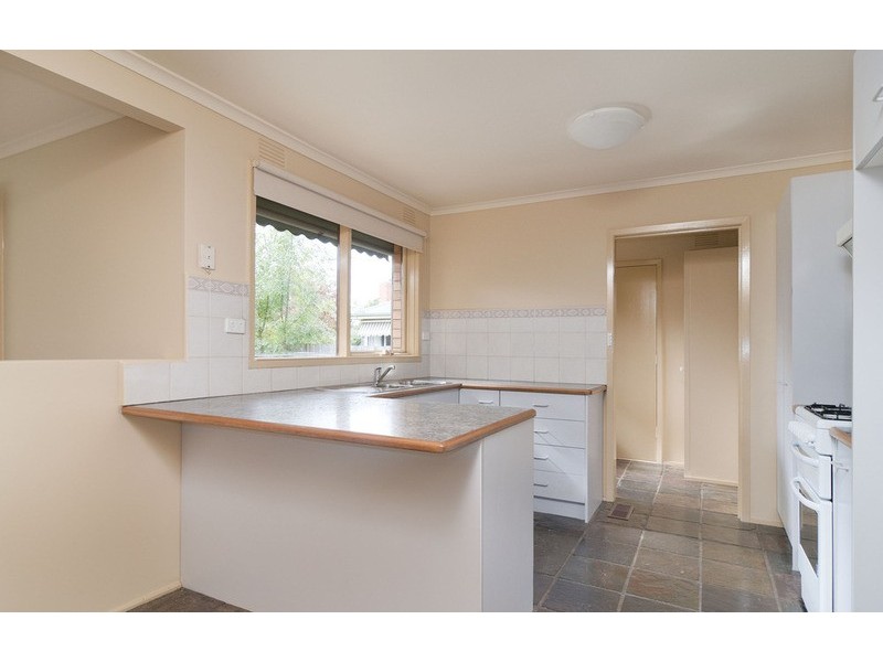 2 Crinan Street, Kilsyth VIC 3137