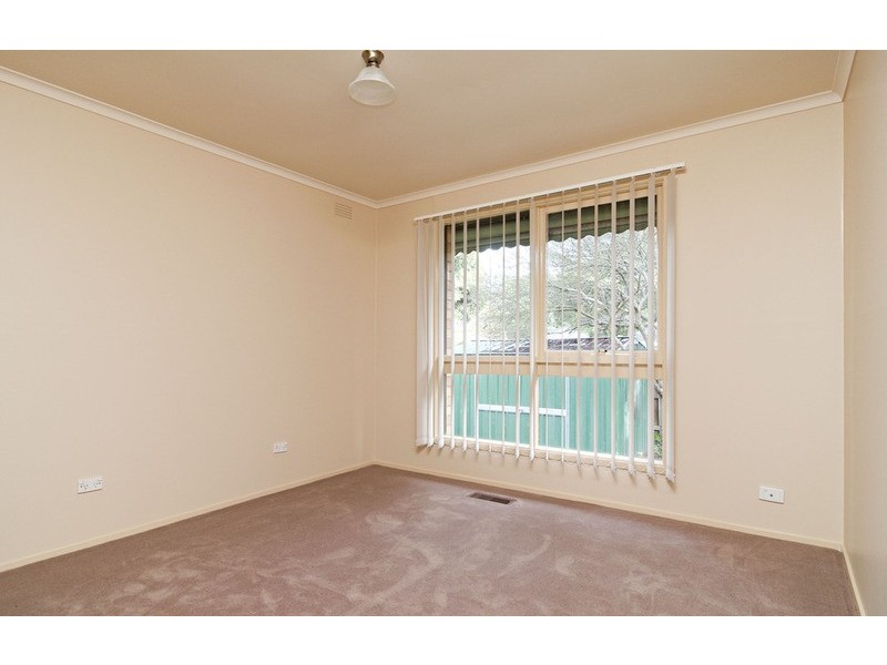 2 Crinan Street, Kilsyth VIC 3137