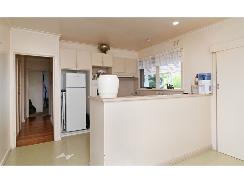 34 Sweetland Road, Mooroolbark VIC 3138