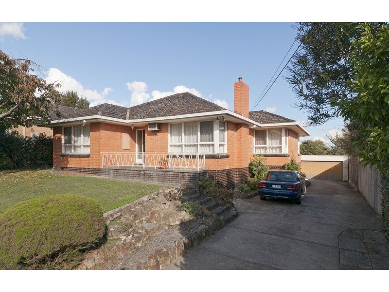 34 Sweetland Road, Mooroolbark VIC 3138