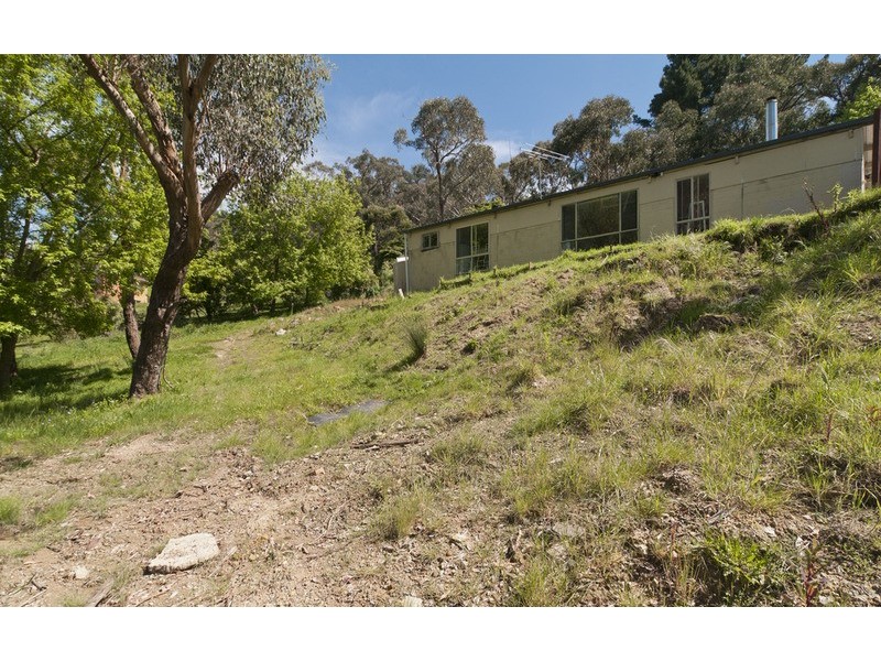 11 Thomas Crescent, Lilydale VIC 3140
