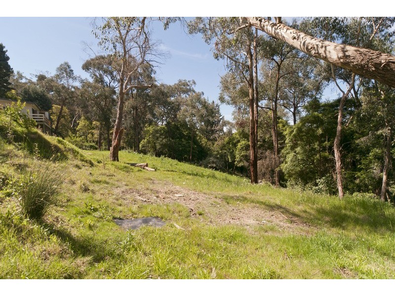 11 Thomas Crescent, Lilydale VIC 3140