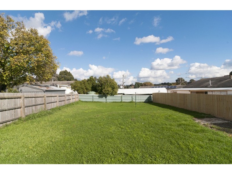 2/39 Shirley Street, Mooroolbark VIC 3138