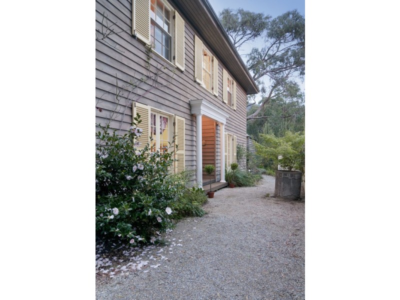 1 Lower View Road, Montrose VIC 3765
