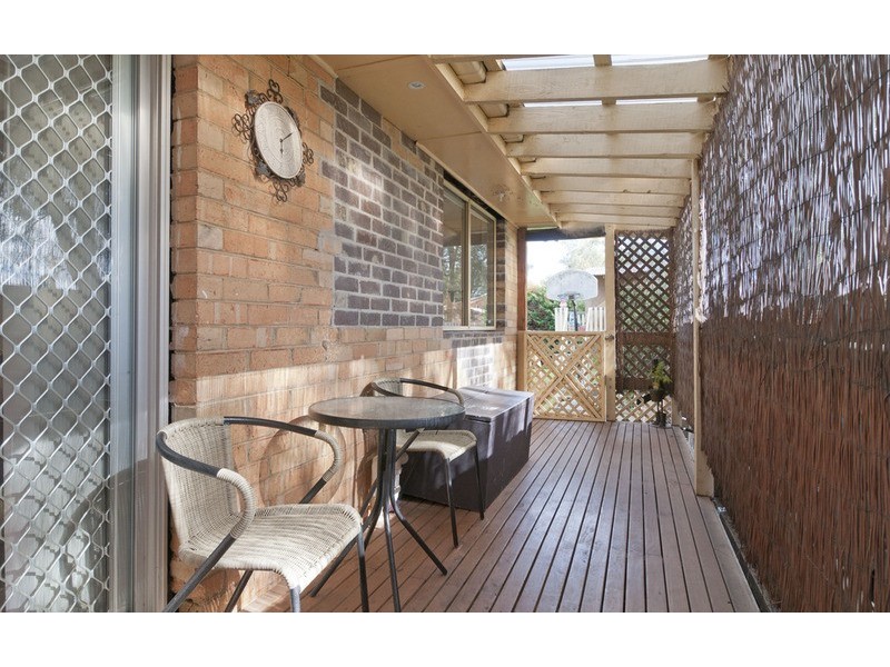 11 Esther Crescent, Mooroolbark VIC 3138