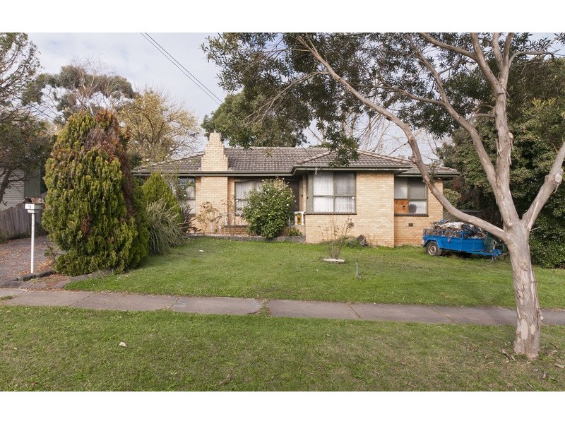 9 Neville Street, Mooroolbark VIC 3138