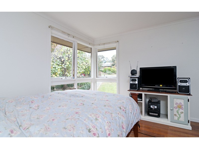 137 Cherylnne Crescent, Kilsyth VIC 3137