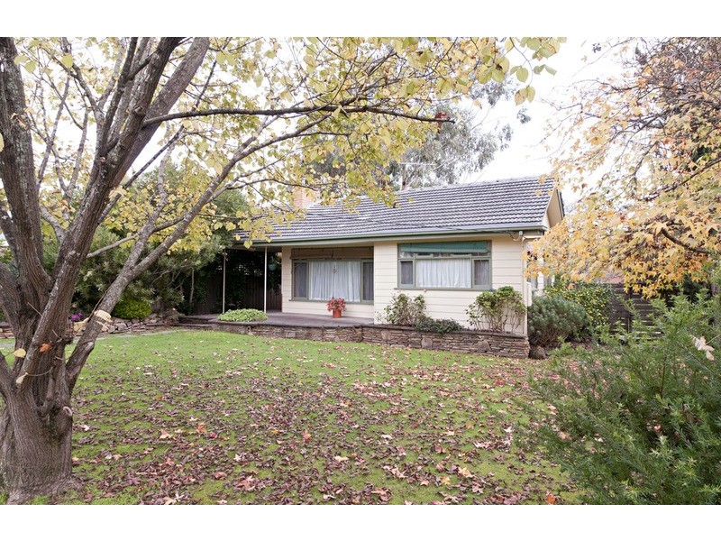 7 Karingal Street, Croydon North VIC 3136