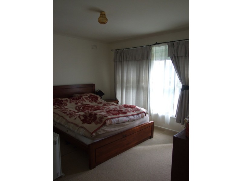 254 Hull Road, Mooroolbark VIC 3138