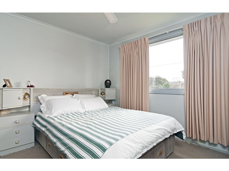 8 Wendover Avenue, Bayswater North VIC 3153