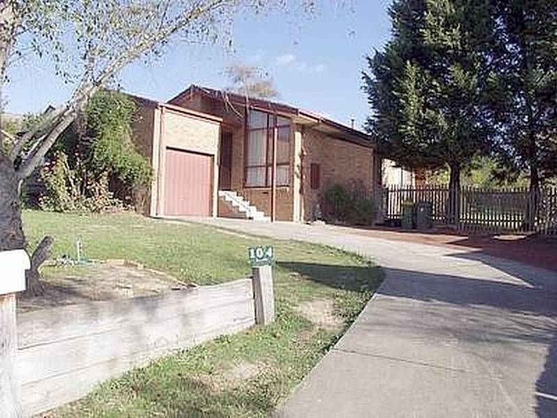 10 Anthony Drive, Chirnside Park VIC 3116