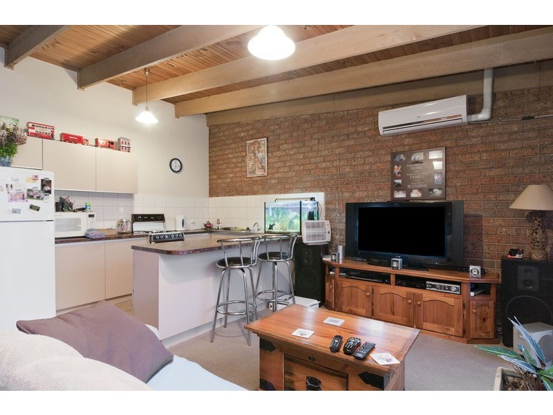 2/2b John Street, Lilydale VIC 3140