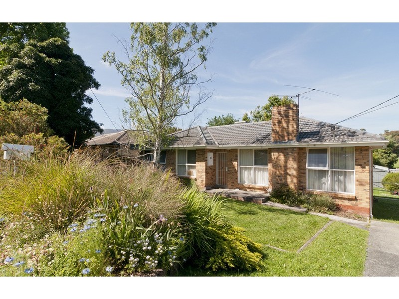 20 Swinburne Avenue, Mooroolbark VIC 3138