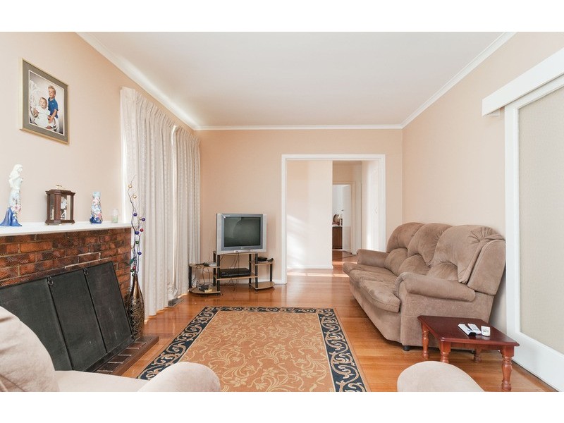 20 Swinburne Avenue, Mooroolbark VIC 3138