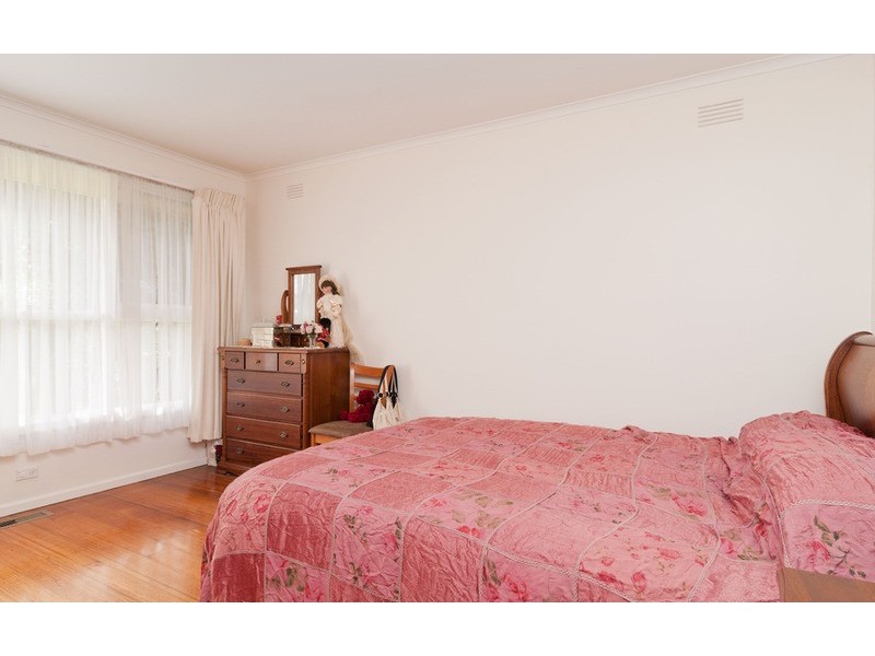20 Swinburne Avenue, Mooroolbark VIC 3138
