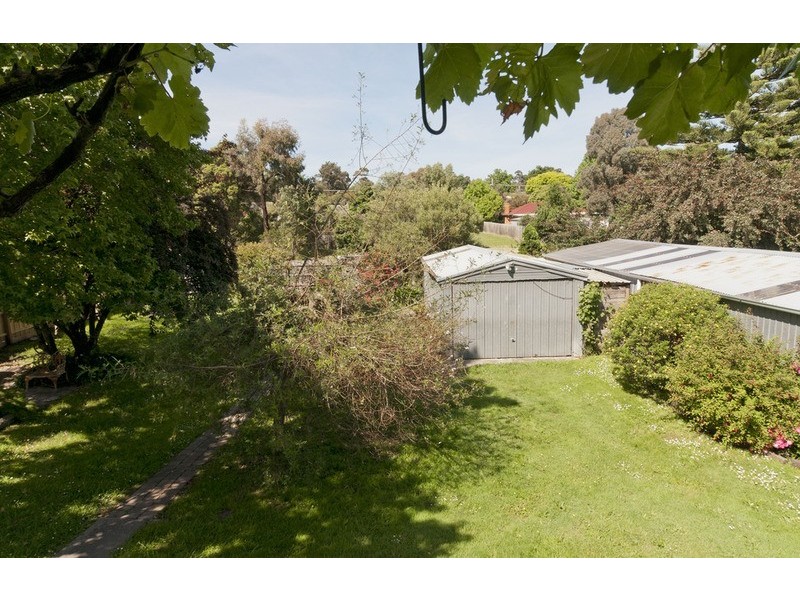 20 Swinburne Avenue, Mooroolbark VIC 3138
