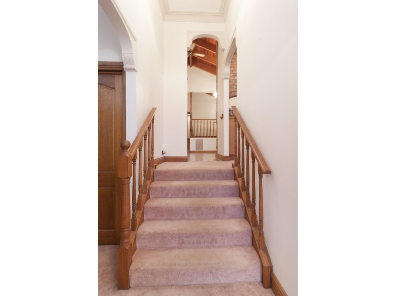 16 Drummerhill Lane, Mooroolbark VIC 3138