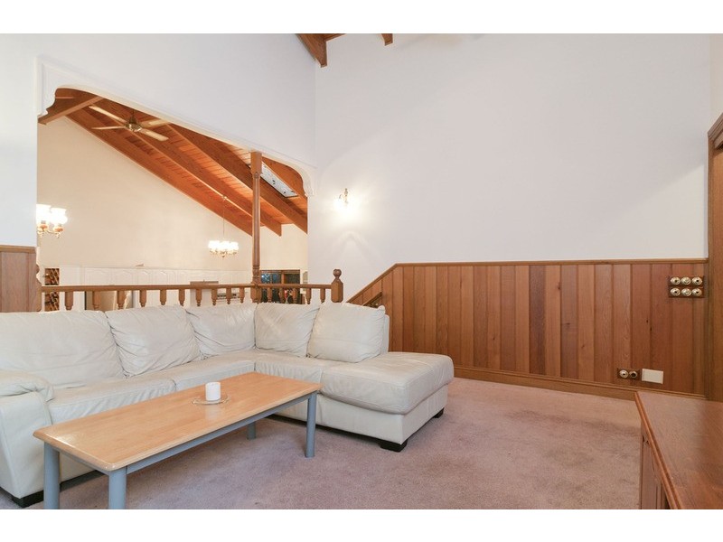 16 Drummerhill Lane, Mooroolbark VIC 3138