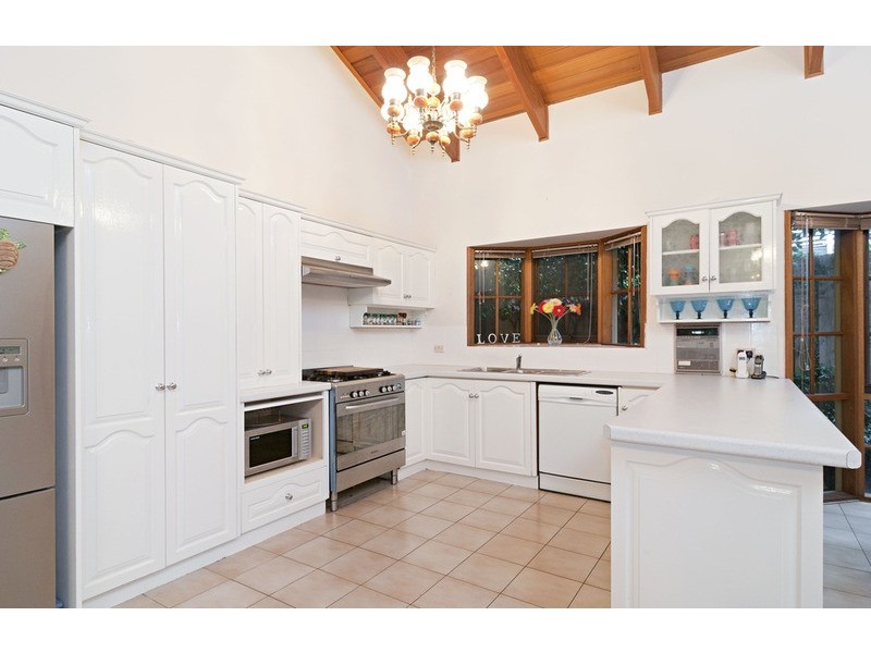 16 Drummerhill Lane, Mooroolbark VIC 3138