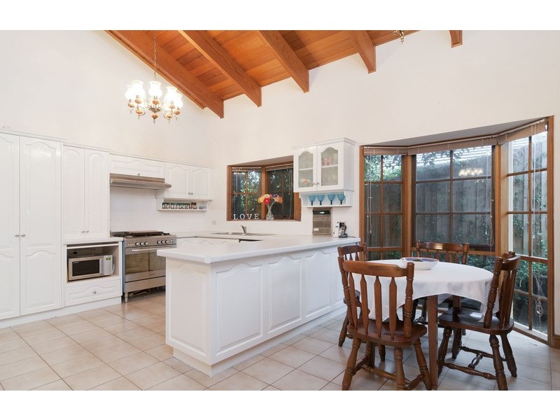 16 Drummerhill Lane, Mooroolbark VIC 3138