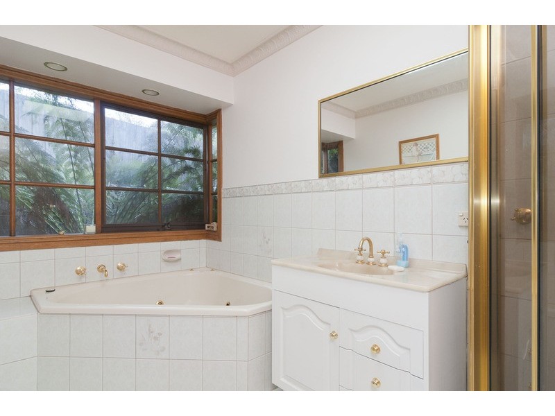 16 Drummerhill Lane, Mooroolbark VIC 3138