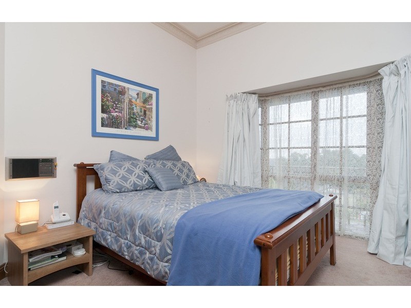 16 Drummerhill Lane, Mooroolbark VIC 3138