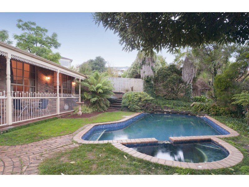 16 Drummerhill Lane, Mooroolbark VIC 3138