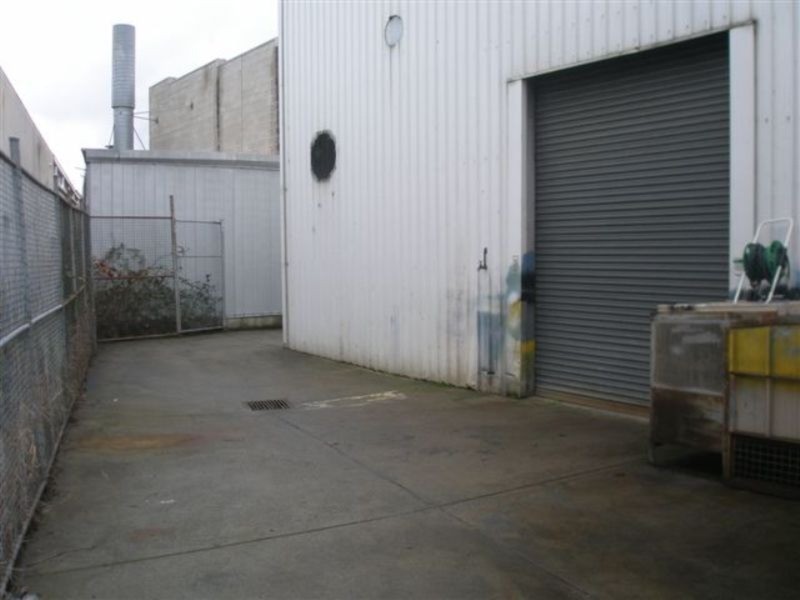 2/18 Turbo Drive, Bayswater VIC 3153