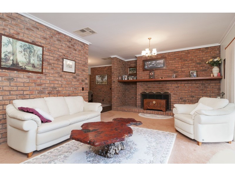 1/232 Cambridge Road, Kilsyth VIC 3137