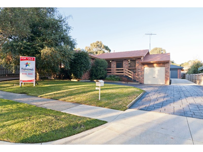 50 Highview Drive, Mooroolbark VIC 3138