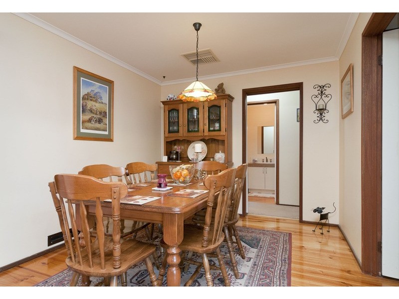 50 Highview Drive, Mooroolbark VIC 3138